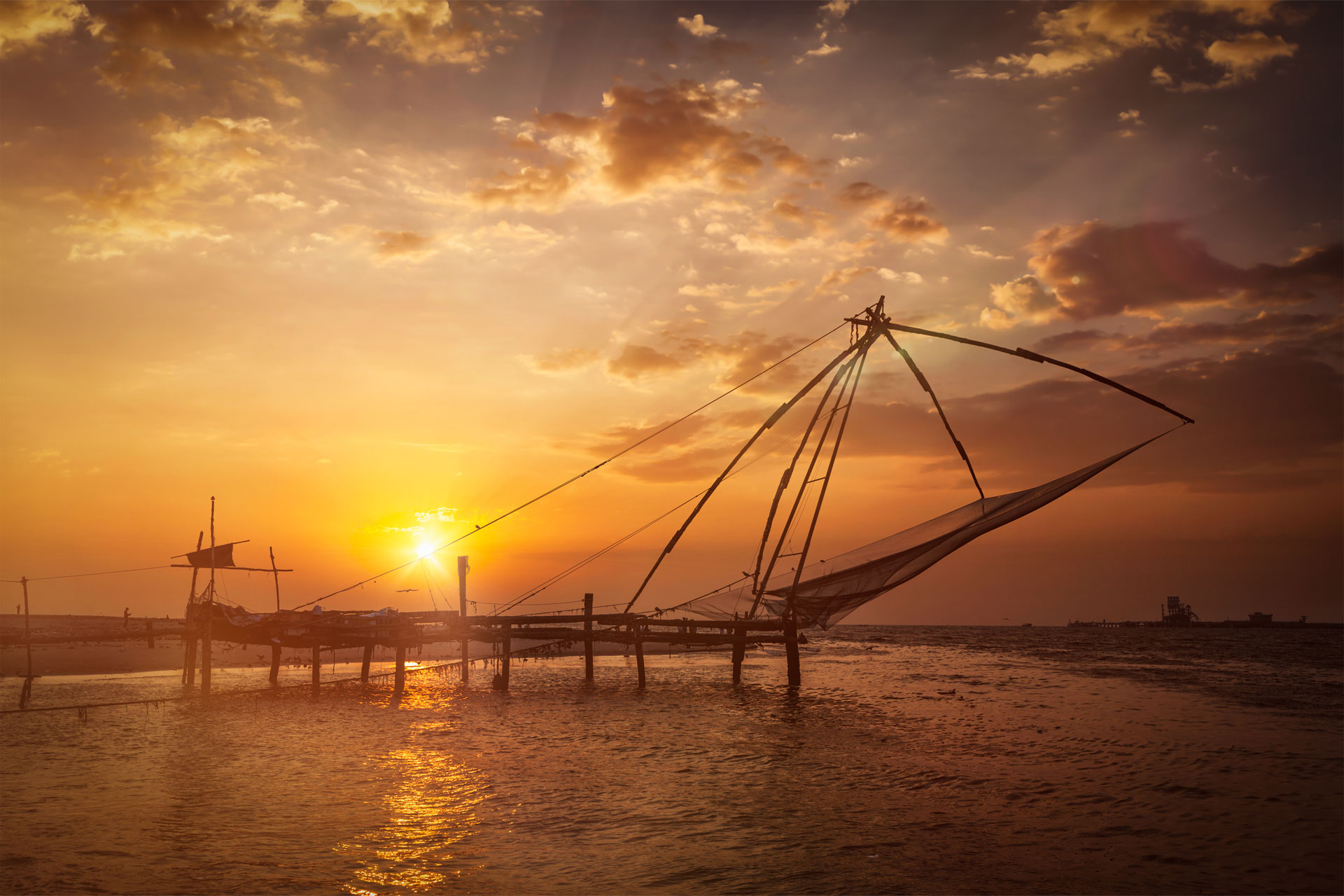 Kochi is the Queen of Arabian Sea, tucked in the beauty of coconut palms and endless blue waters is one of the important towns in south India, with a natural harbour. It is the commercial hub of Kerala.