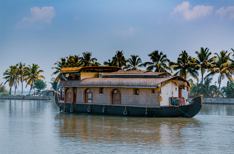 Sandwiched between the Western Ghats on the East and the Arabian Sea on the West, this narrow strip of paradise called Kerala is a must see destination.